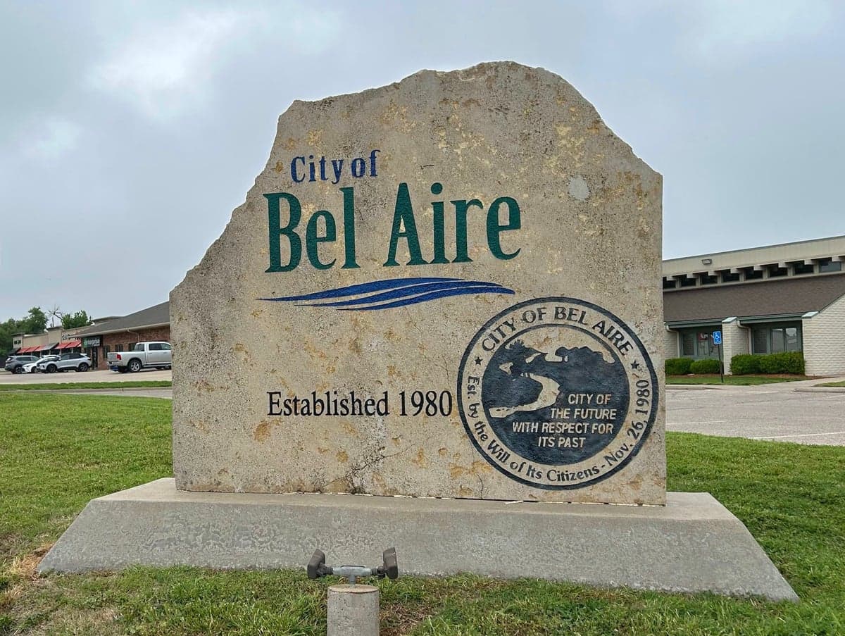 Bel Aire, KS