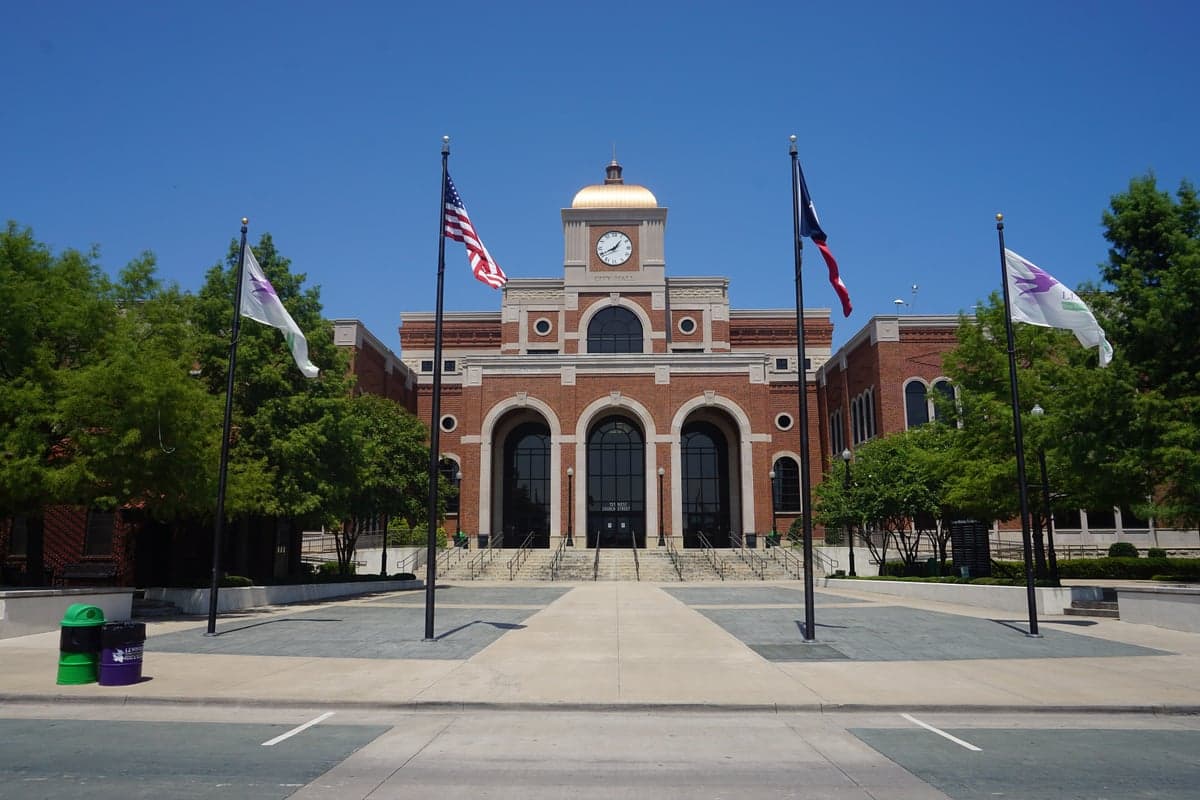 Lewisville, TX