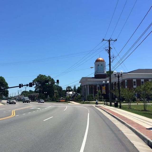 Colonial Heights