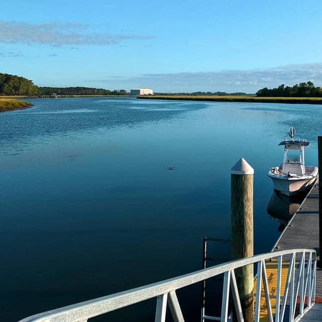 Dutch Island