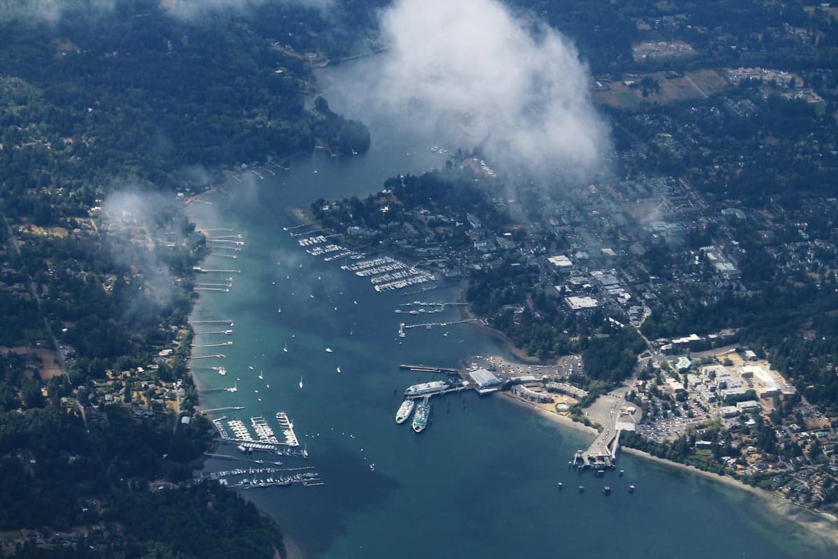 Bainbridge Island, WA