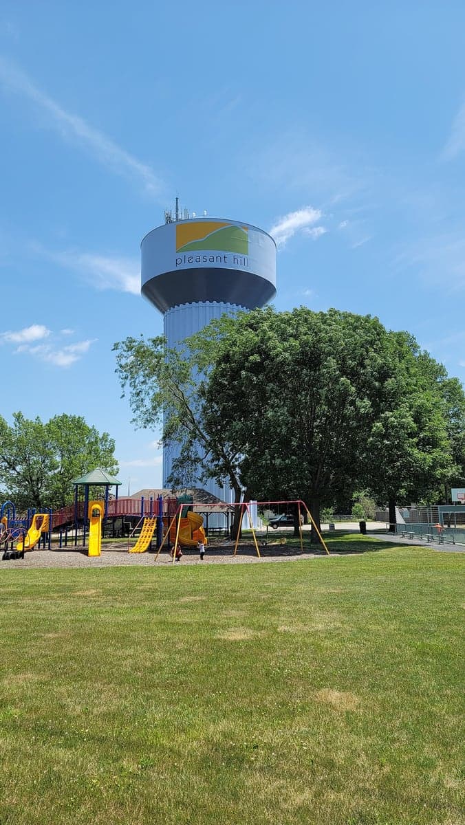 Pleasant Hill, IA