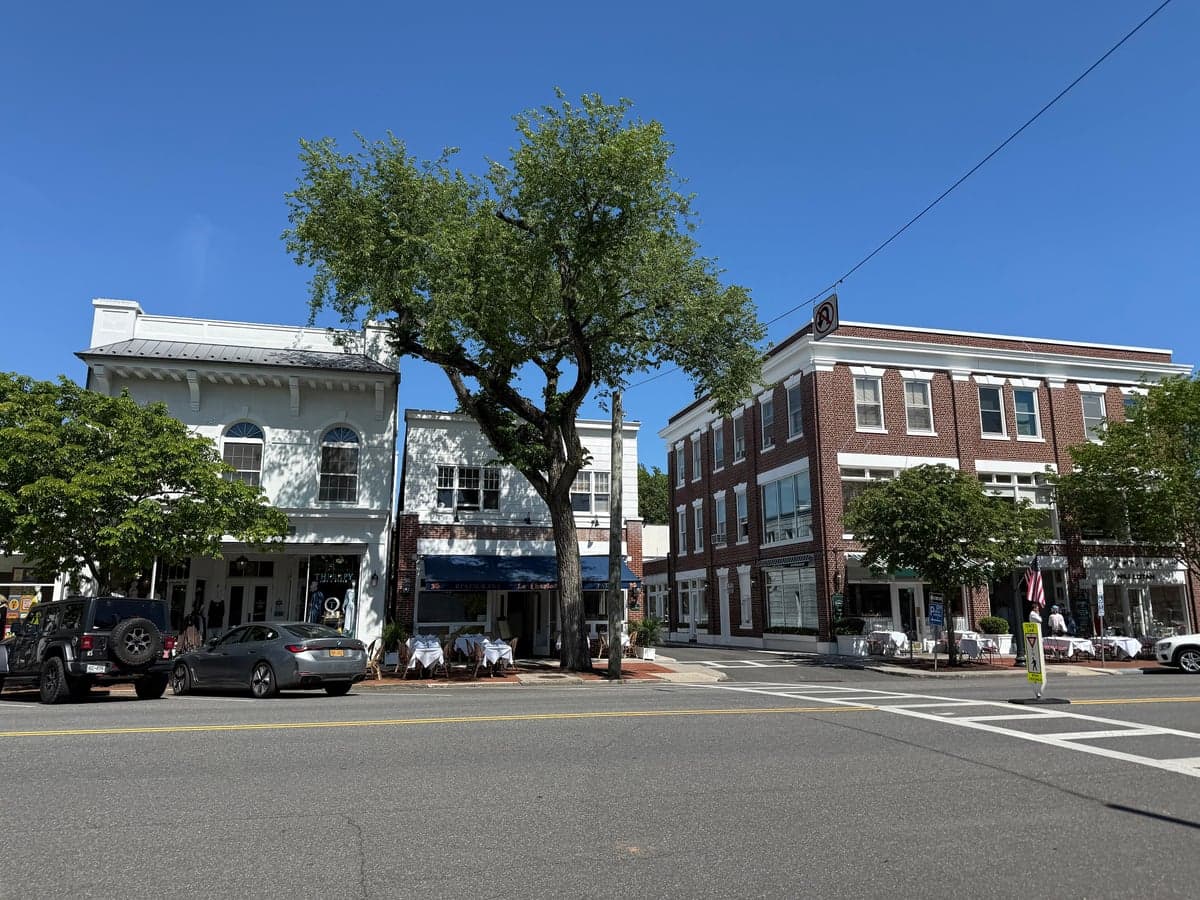 Southampton, NY