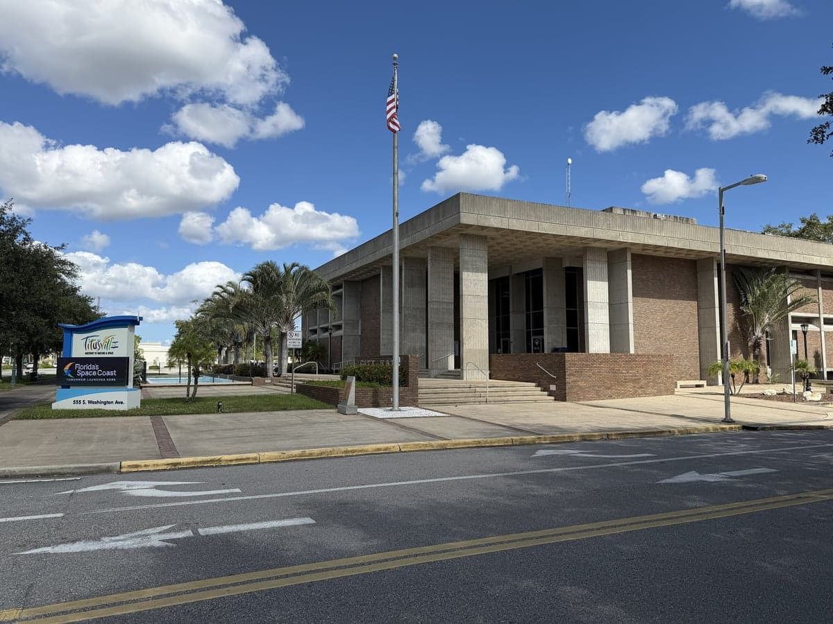 Titusville, FL